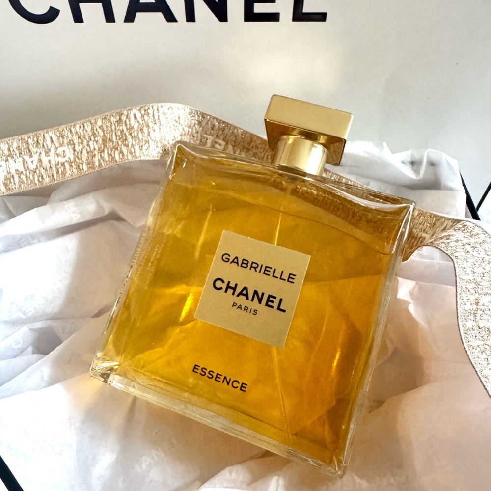 CHANEL Gabrielle Essence Eau De Parfum